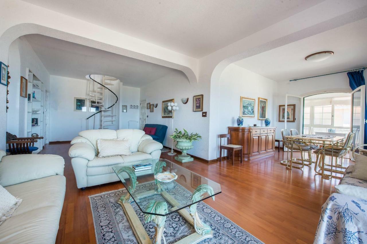 Casa Con Terrazza Sul Mare All'Addaura Palermo Exterior foto